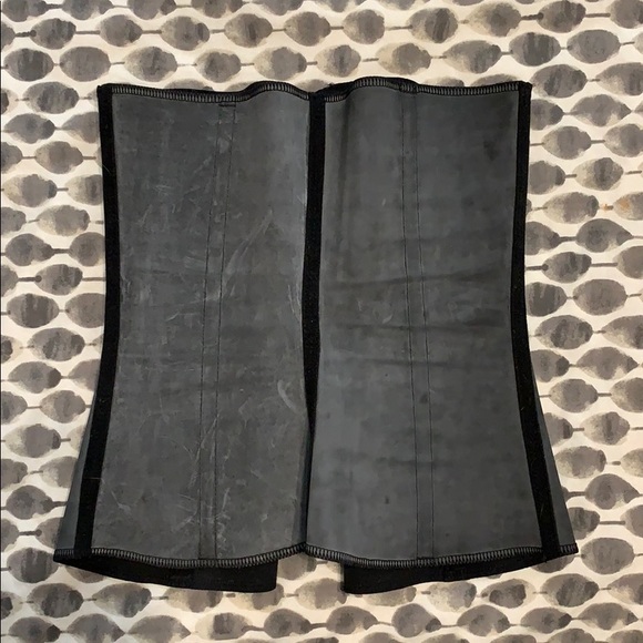 Amia Rubber Latex and Cotton Waist Trainer - Picture 5 of 5